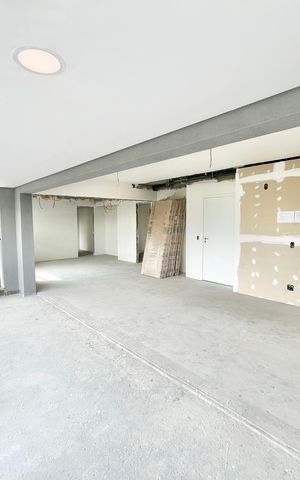 Apartamento à venda com 117m², 2 quartos e 2 vagasSala