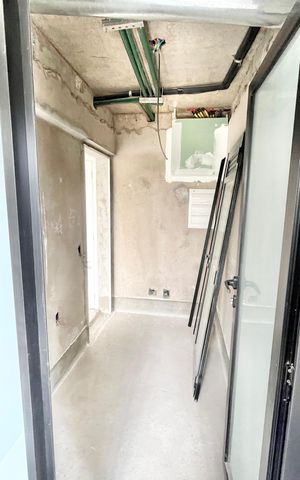 Apartamento à venda com 117m², 2 quartos e 2 vagasLavanderia