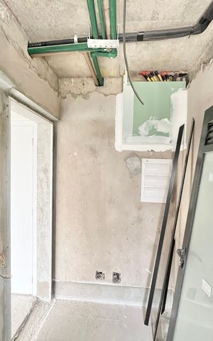 Apartamento à venda com 117m², 2 quartos e 2 vagasLavanderia