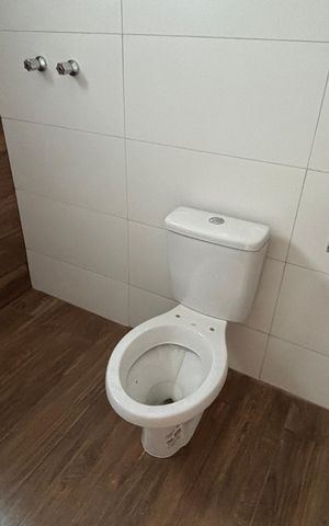 Apartamento à venda com 69m², 3 quartos e 2 vagas Apartamento à venda com 69m², 3 quartos e 2 vagasBanheiro da Suíte