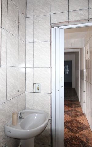 Casa para alugar com 120m², 2 quartos e sem vagaBanheiro da Suíte 1