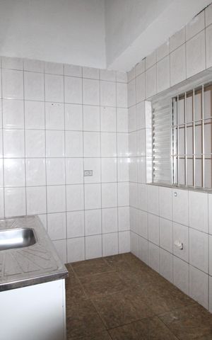 Casa para alugar com 120m², 2 quartos e sem vagaCozinha