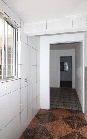 Casa para alugar com 120m², 2 quartos e sem vagaBanheiro da Suíte 1