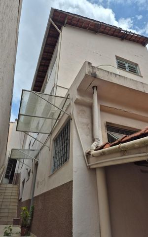 Casa à venda com 120m², 2 quartos e 2 vagasFoto 02