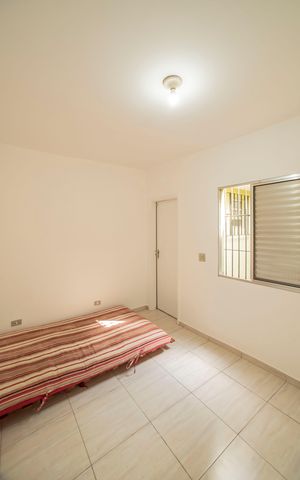 Casa à venda com 165m², 4 quartos e 2 vagas Casa à venda com 165m², 4 quartos e 2 vagasSuíte
