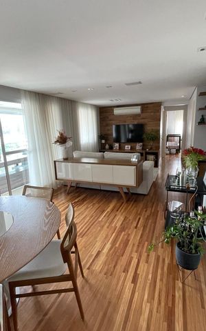 Apartamento à venda com 90m², 2 quartos e 2 vagasSala