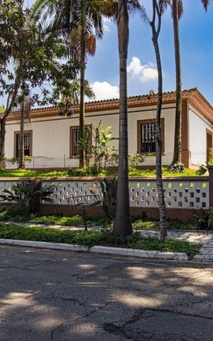 Casa à venda com 460m², 4 quartos e 3 vagas