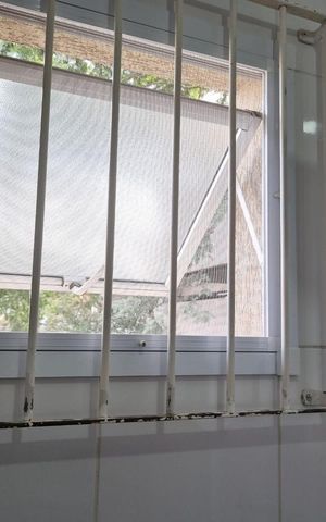 Casa à venda com 226m², 3 quartos e 2 vagas Casa à venda com 226m², 3 quartos e 2 vagasBanheiro