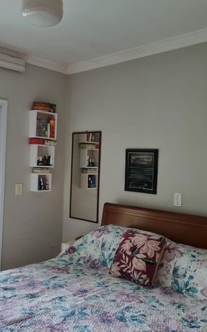 Casa à venda com 226m², 3 quartos e 2 vagas Casa à venda com 226m², 3 quartos e 2 vagasQuarto