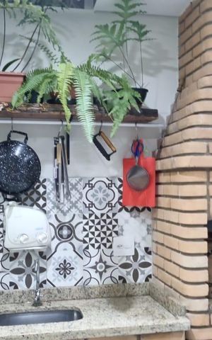 Casa à venda com 226m², 3 quartos e 2 vagas Casa à venda com 226m², 3 quartos e 2 vagasÁrea externa