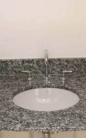 Apartamento à venda com 27m², 1 quarto e sem vagaBanheiro