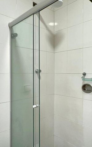 Casa para alugar com 100m², 3 quartos e 2 vagas Casa para alugar com 100m², 3 quartos e 2 vagasBanheiro