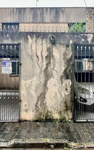 Casa para alugar com 100m², 3 quartos e 2 vagas Casa para alugar com 100m², 3 quartos e 2 vagasFachada
