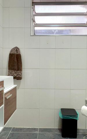 Casa para alugar com 100m², 3 quartos e 2 vagas Casa para alugar com 100m², 3 quartos e 2 vagasBanheiro