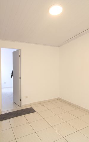 Casa para alugar com 65m², 2 quartos e sem vagaSala