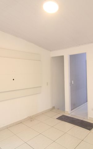 Casa para alugar com 65m², 2 quartos e sem vagaSala