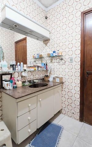 Casa para alugar com 300m², 8 quartos e 3 vagasBanheiro 2