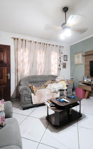 Casa para alugar com 300m², 8 quartos e 3 vagasSala