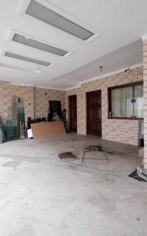Casa para alugar com 300m², 8 quartos e 3 vagasGaragem