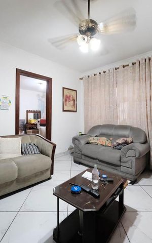 Casa para alugar com 300m², 8 quartos e 3 vagasSala