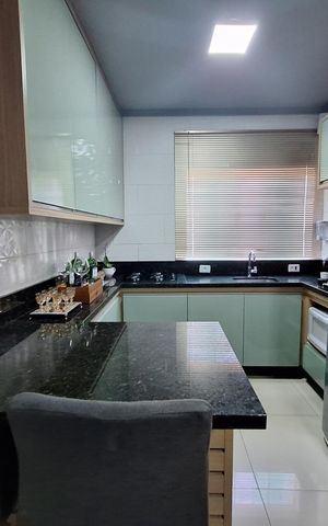 Apartamento à venda com 116m², 2 quartos e 1 vaga Apartamento à venda com 116m², 2 quartos e 1 vagaCozinha