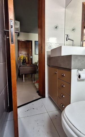 Apartamento à venda com 116m², 2 quartos e 1 vaga Apartamento à venda com 116m², 2 quartos e 1 vagaBanheiro