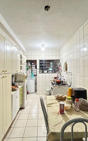 Casa para alugar com 330m², 3 quartos e 3 vagas Casa para alugar com 330m², 3 quartos e 3 vagasCozinha