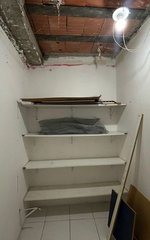 Casa para alugar com 330m², 3 quartos e 3 vagas Casa para alugar com 330m², 3 quartos e 3 vagasCasa 2 - teto em reforma