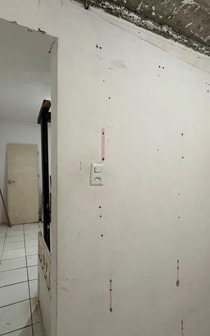 Casa para alugar com 330m², 3 quartos e 3 vagas Casa para alugar com 330m², 3 quartos e 3 vagasCasa 2 - teto em reforma