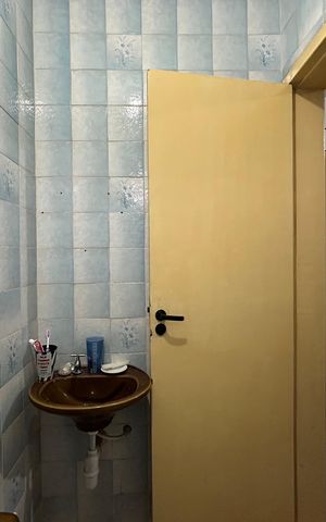 Casa para alugar com 330m², 3 quartos e 3 vagas Casa para alugar com 330m², 3 quartos e 3 vagasBanheiro da Suíte