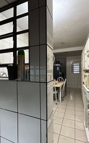 Casa para alugar com 330m², 3 quartos e 3 vagas Casa para alugar com 330m², 3 quartos e 3 vagasÁrea de Serviço