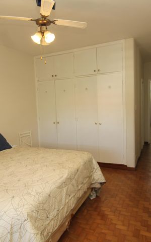 Casa à venda com 210m², 4 quartos e 2 vagasSuíte