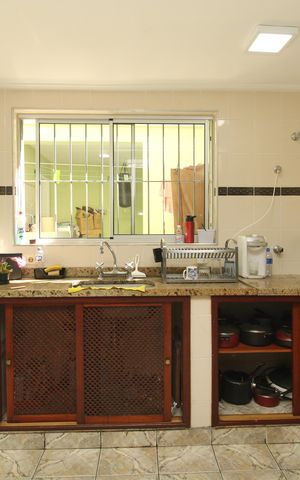 Casa à venda com 210m², 4 quartos e 2 vagasCozinha