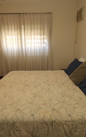 Casa à venda com 210m², 4 quartos e 2 vagasSuíte