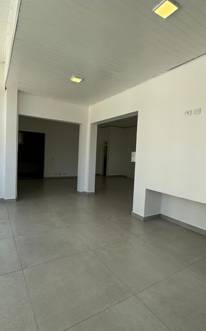 Casa à venda com 322m², 4 quartos e 4 vagas Casa à venda com 322m², 4 quartos e 4 vagasChurrasqueira