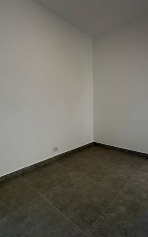 Casa à venda com 322m², 4 quartos e 4 vagas Casa à venda com 322m², 4 quartos e 4 vagasQuarto 1