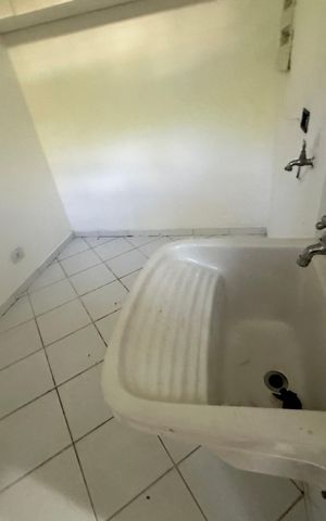 Casa à venda com 322m², 4 quartos e 4 vagas Casa à venda com 322m², 4 quartos e 4 vagasÁrea de Serviço