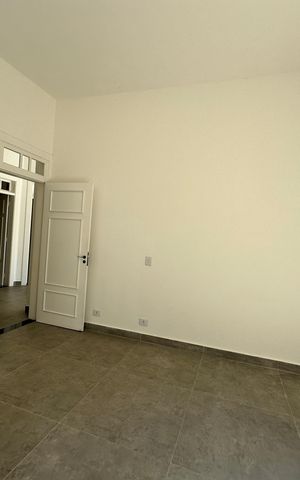 Casa à venda com 322m², 4 quartos e 4 vagas Casa à venda com 322m², 4 quartos e 4 vagasSuíte 2
