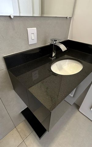 Casa à venda com 322m², 4 quartos e 4 vagas Casa à venda com 322m², 4 quartos e 4 vagasLavabo