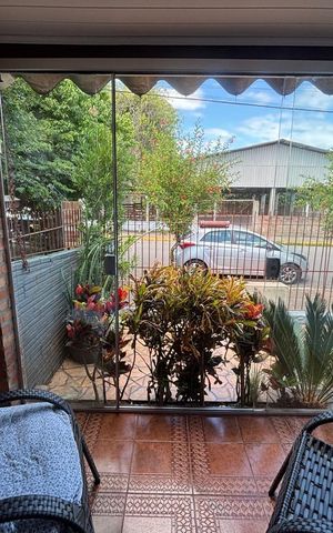 Casa à venda com 149m², 3 quartos e 2 vagas