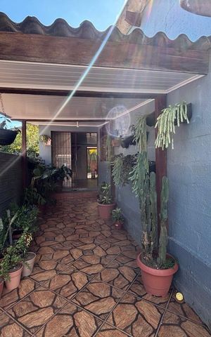 Casa à venda com 149m², 3 quartos e 2 vagas
