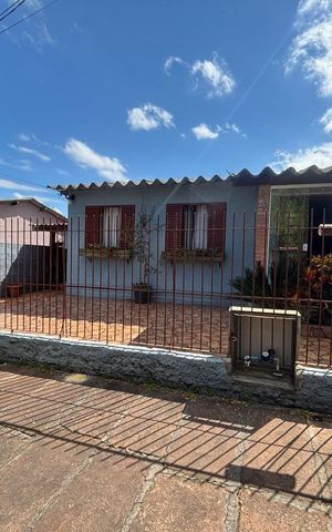 Casa à venda com 149m², 3 quartos e 2 vagas Casa à venda com 149m², 3 quartos e 2 vagasPlaca Cod.FZFS-156