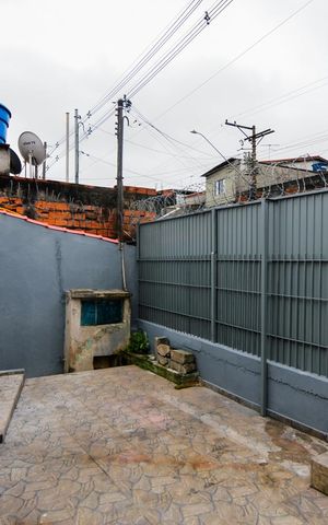 Casa para alugar com 150m², 2 quartos e 2 vagasQuintal