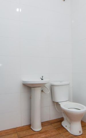 Casa para alugar com 150m², 2 quartos e 2 vagasBanheiro