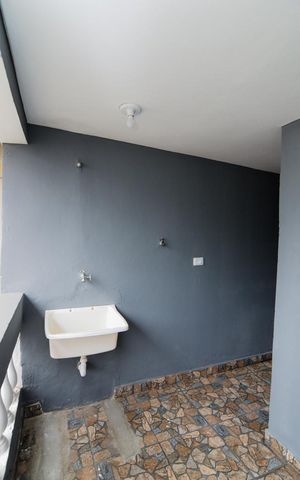 Casa para alugar com 150m², 2 quartos e 2 vagasÁrea de Serviço