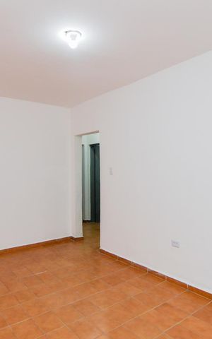 Casa para alugar com 150m², 2 quartos e 2 vagasSala