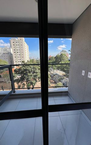Apartamento à venda com 27m², 1 quarto e sem vaga Apartamento à venda com 27m², 1 quarto e sem vagaVaranda