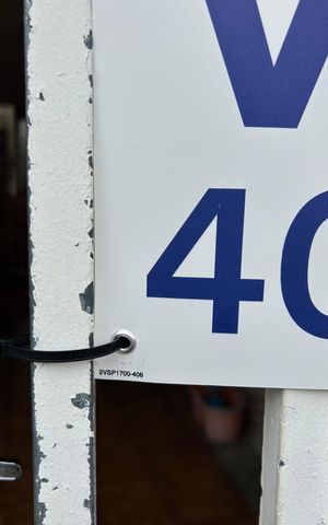 Casa à venda com 149m², 3 quartos e 2 vagas Casa à venda com 149m², 3 quartos e 2 vagasCódigo