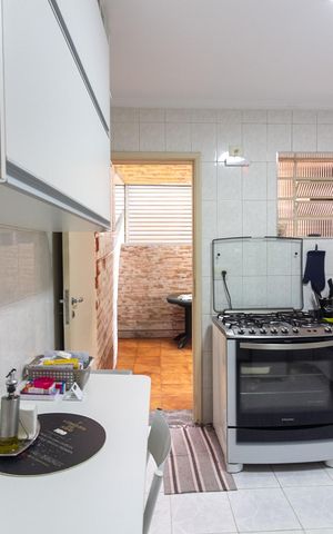 Casa à venda com 149m², 3 quartos e 2 vagas Casa à venda com 149m², 3 quartos e 2 vagasCozinha