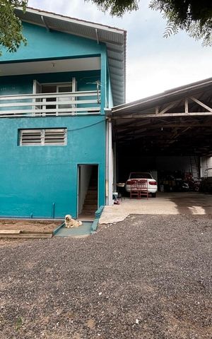 Casa para alugar com 300m², 2 quartos e 8 vagas